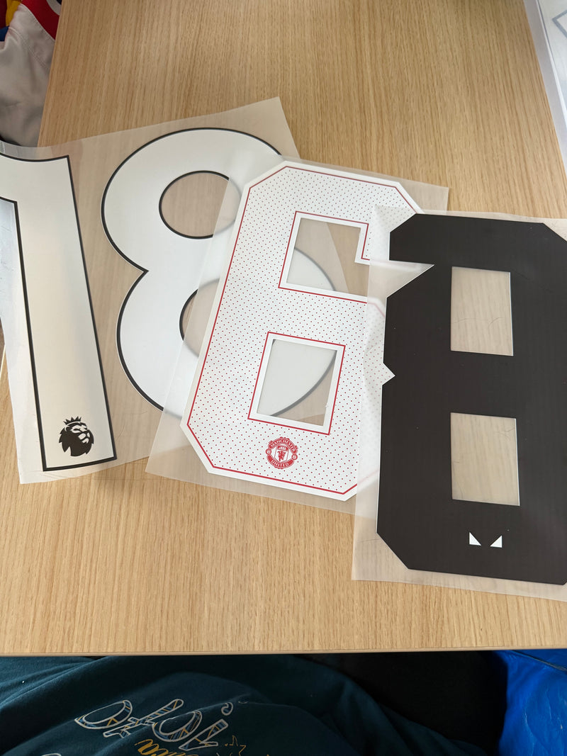 Laden Sie das Bild in Galerie -Viewer, Bundle of nameset /number Pogba 6  Football Shirt Nameset (Clearance)
